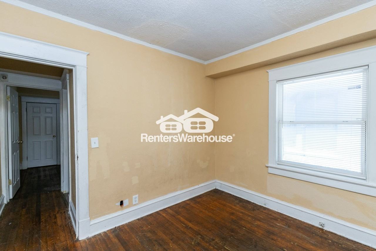 4038 Bellefontaine Ave - Photo 4 of 20