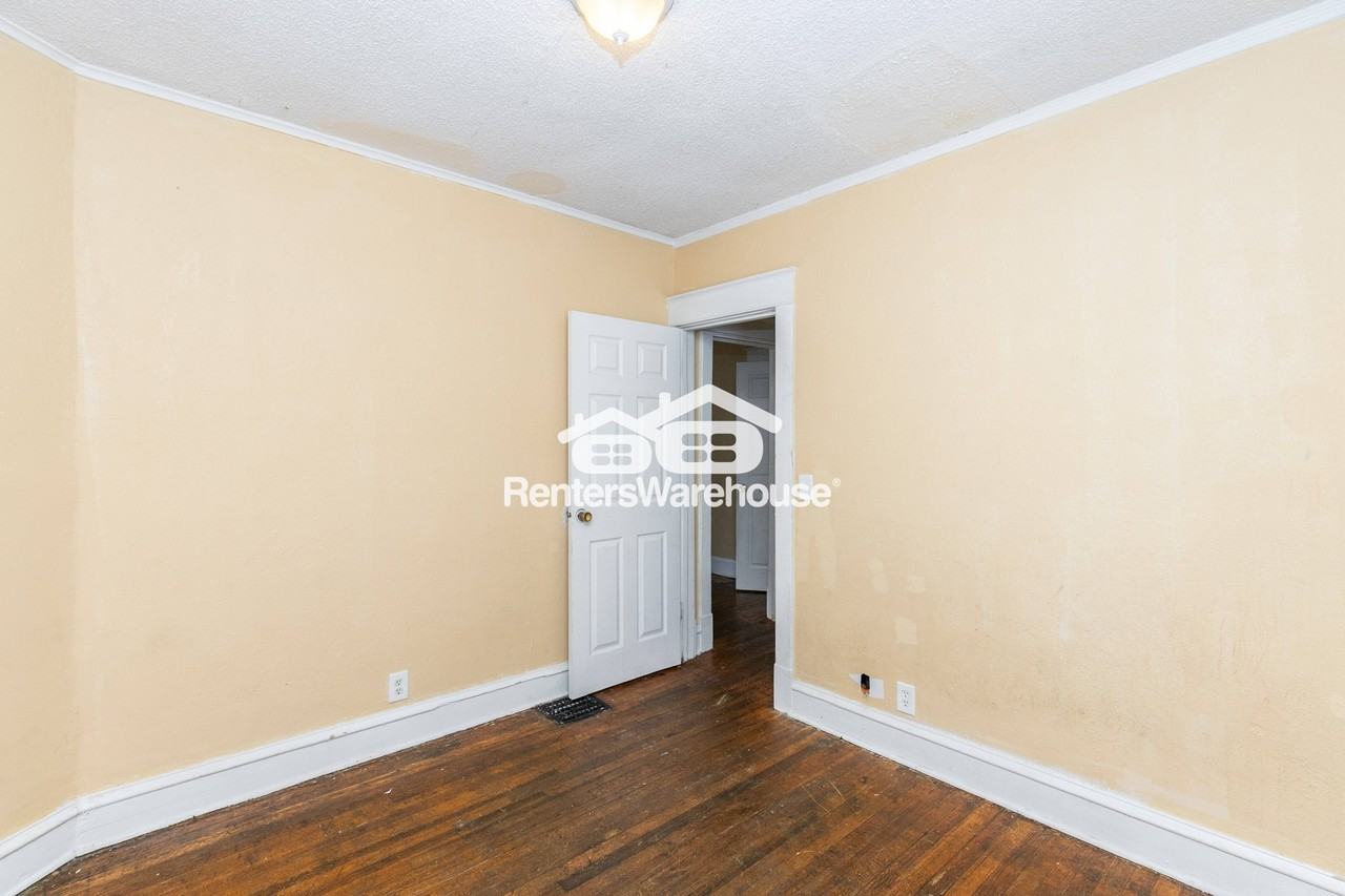 4038 Bellefontaine Ave - Photo 6 of 20