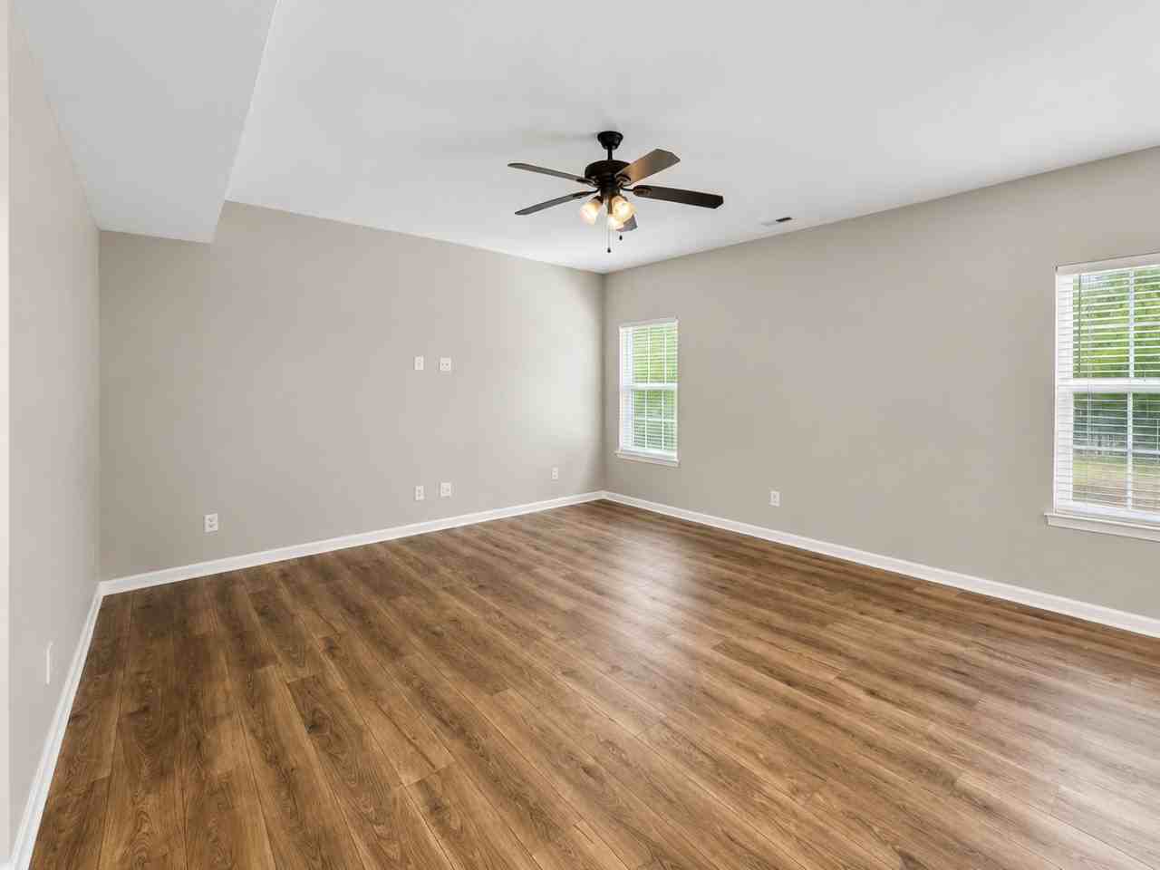4424 Roundwood Ct #1 - Photo 7 of 23