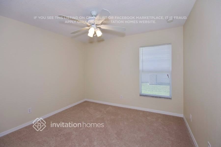 3237 Lorimar Ln - Photo 7 of 14