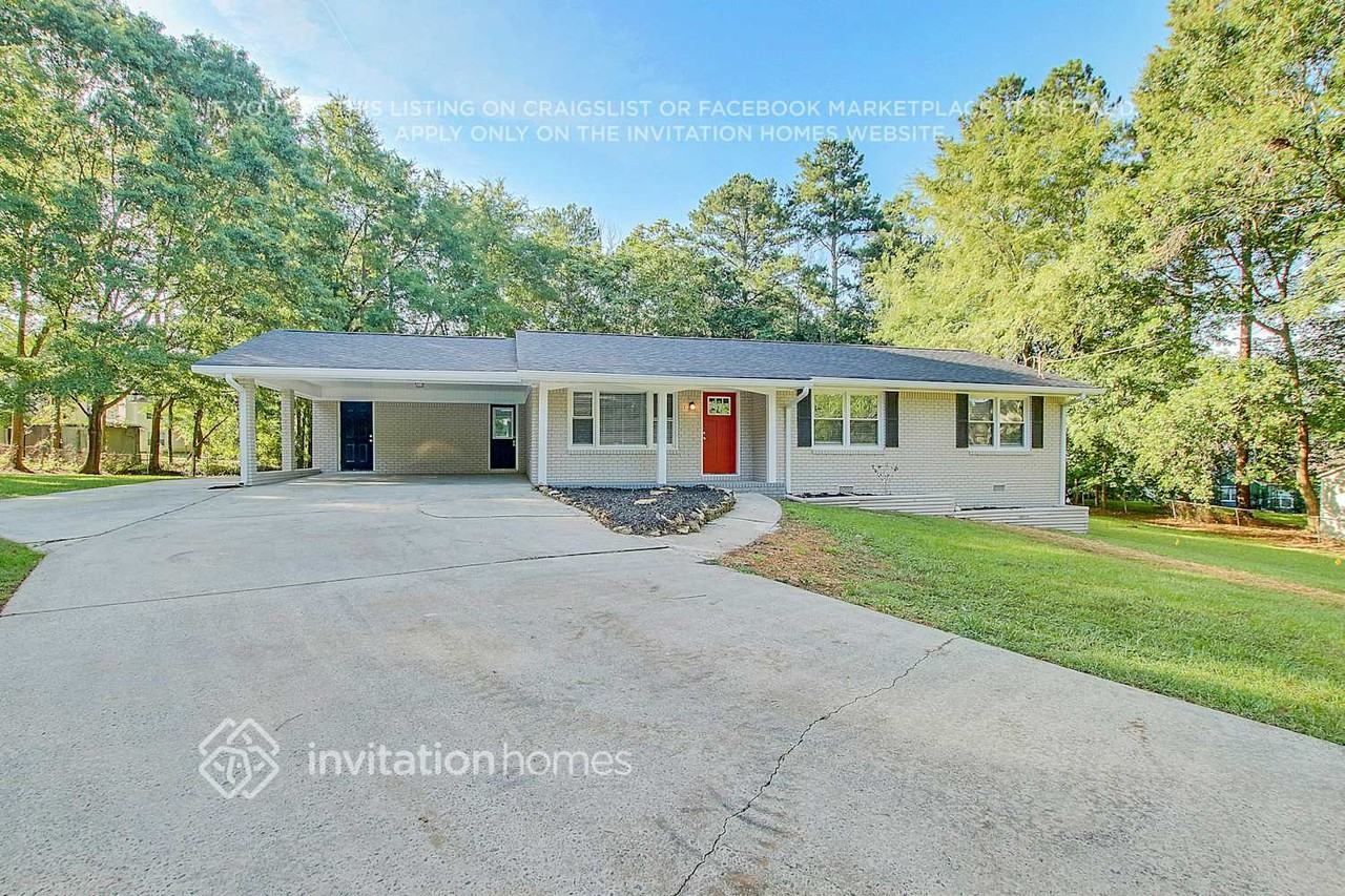 4334 Compton Cir - Photo 3 of 24