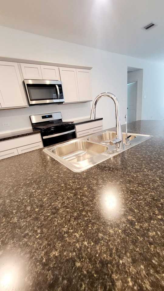 23835 Sunland Park Ct #1 - Photo 3 of 5
