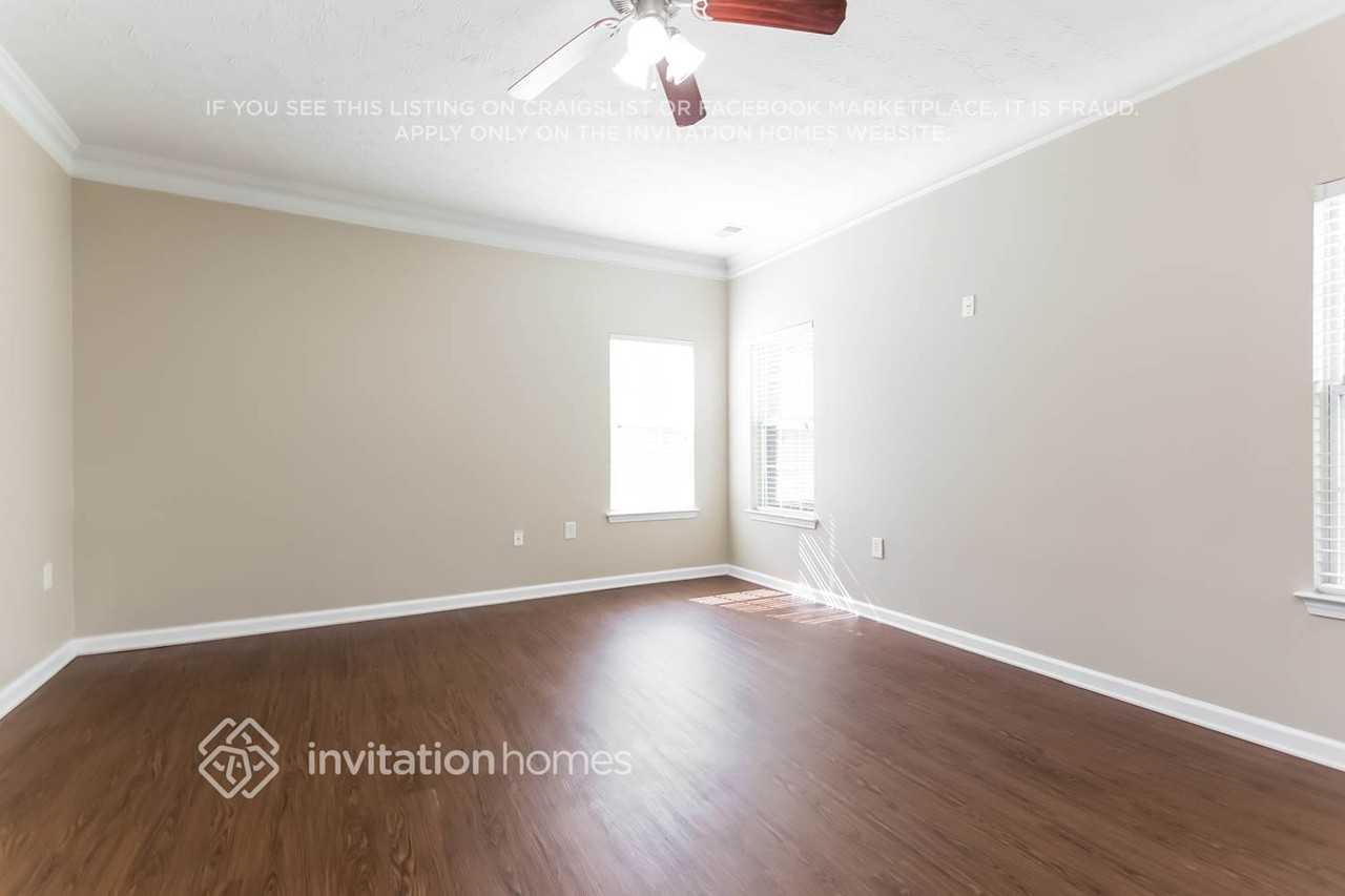 2429 Napa Valley Dr - Photo 5 of 20