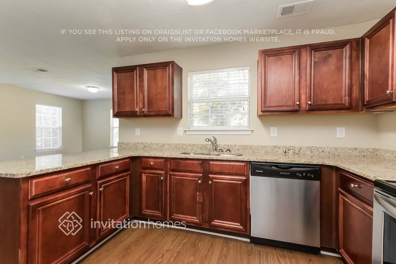 2429 Napa Valley Dr - Photo 7 of 20