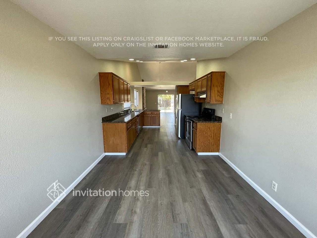 1604 Alcazar Ct - Photo 2 of 16