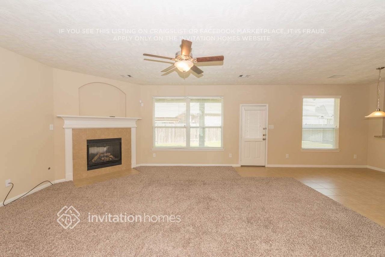 30706 Basil Trace Dr - Photo 4 of 24