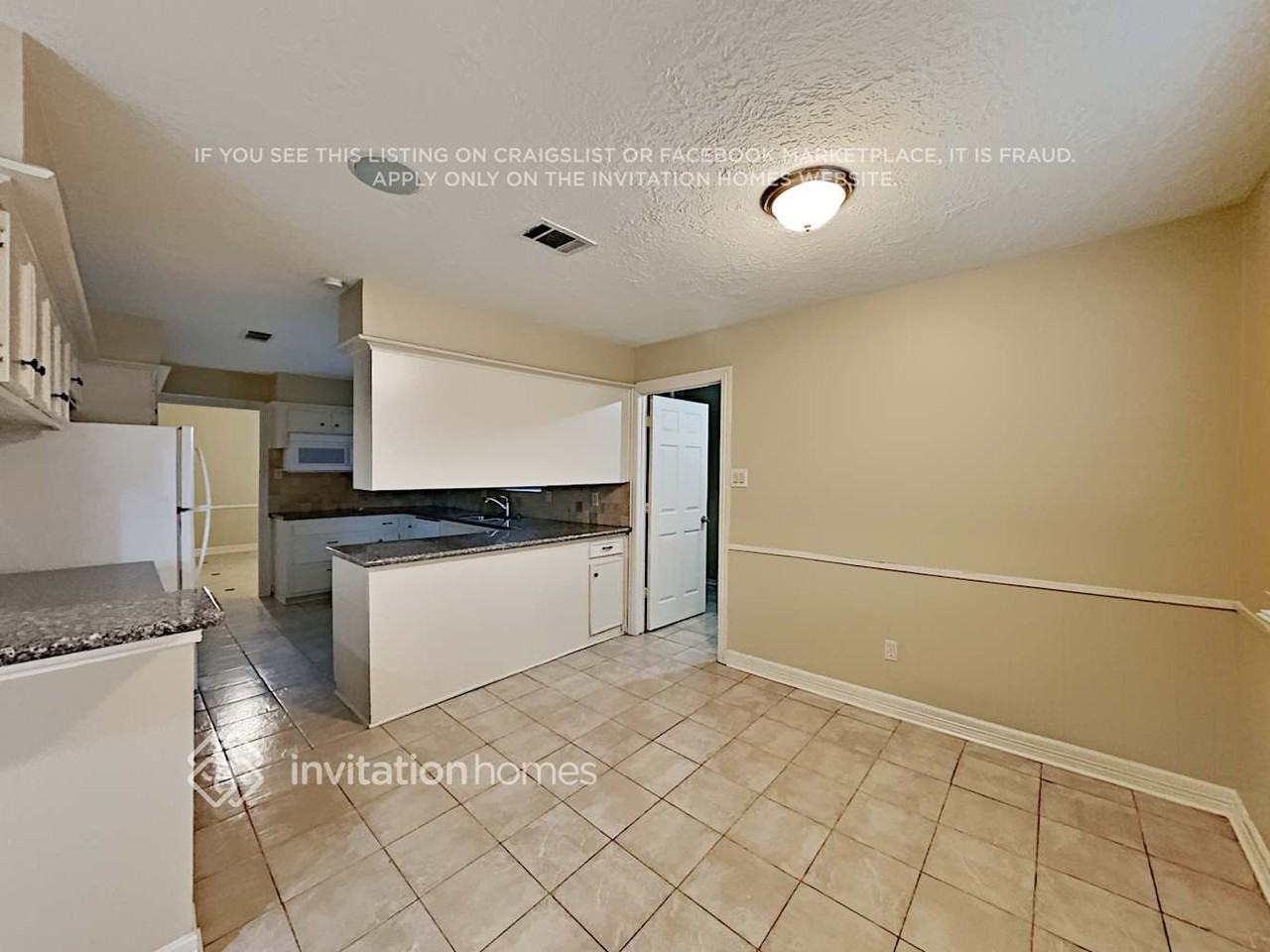 16395 Havenpark Dr - Photo 5 of 24