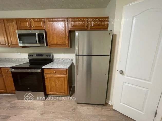 3679 Lear Ct - Photo 7 of 21
