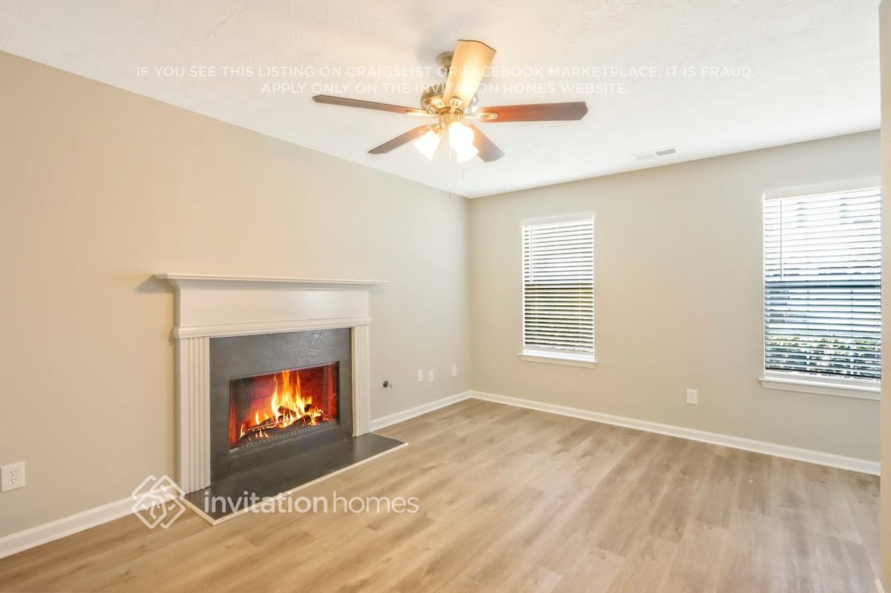 5618 Wellborn Creek Dr - Photo 5 of 26