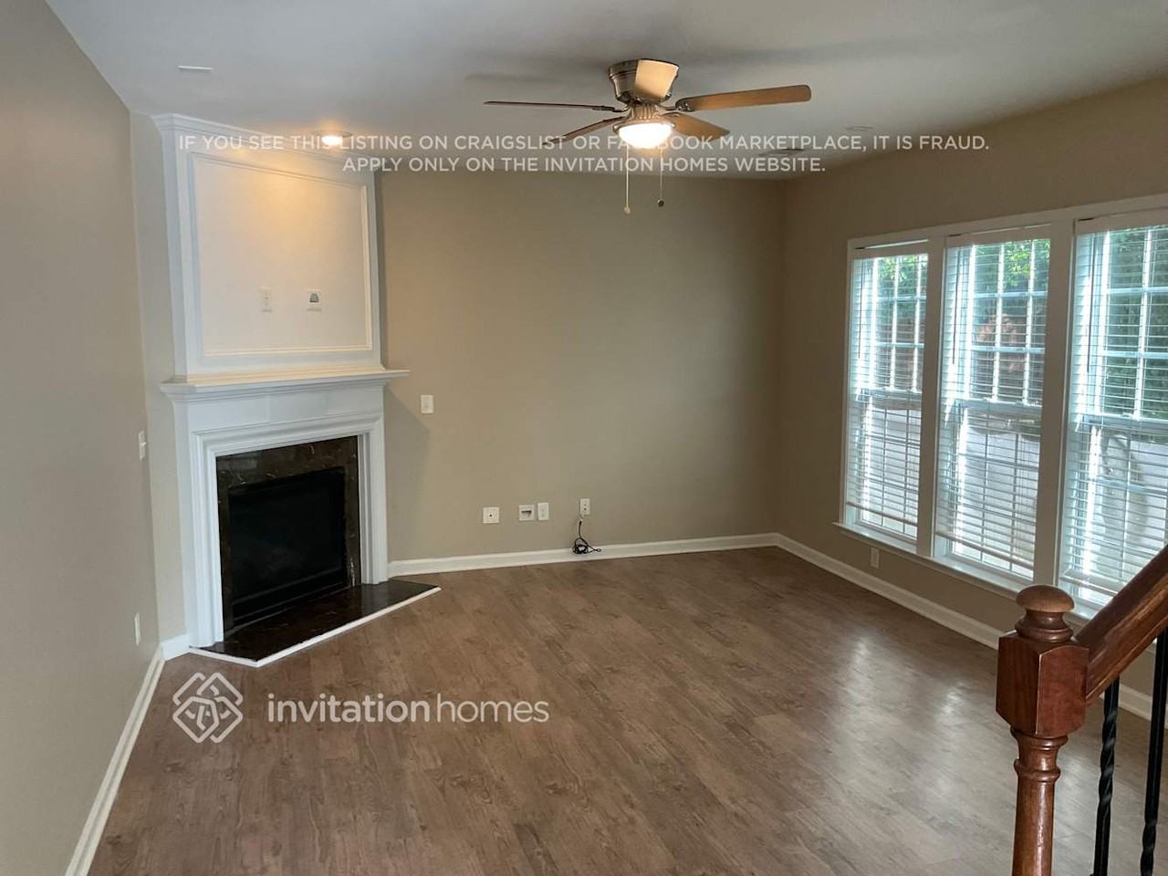 160 Edgewater Trl - Photo 4 of 19