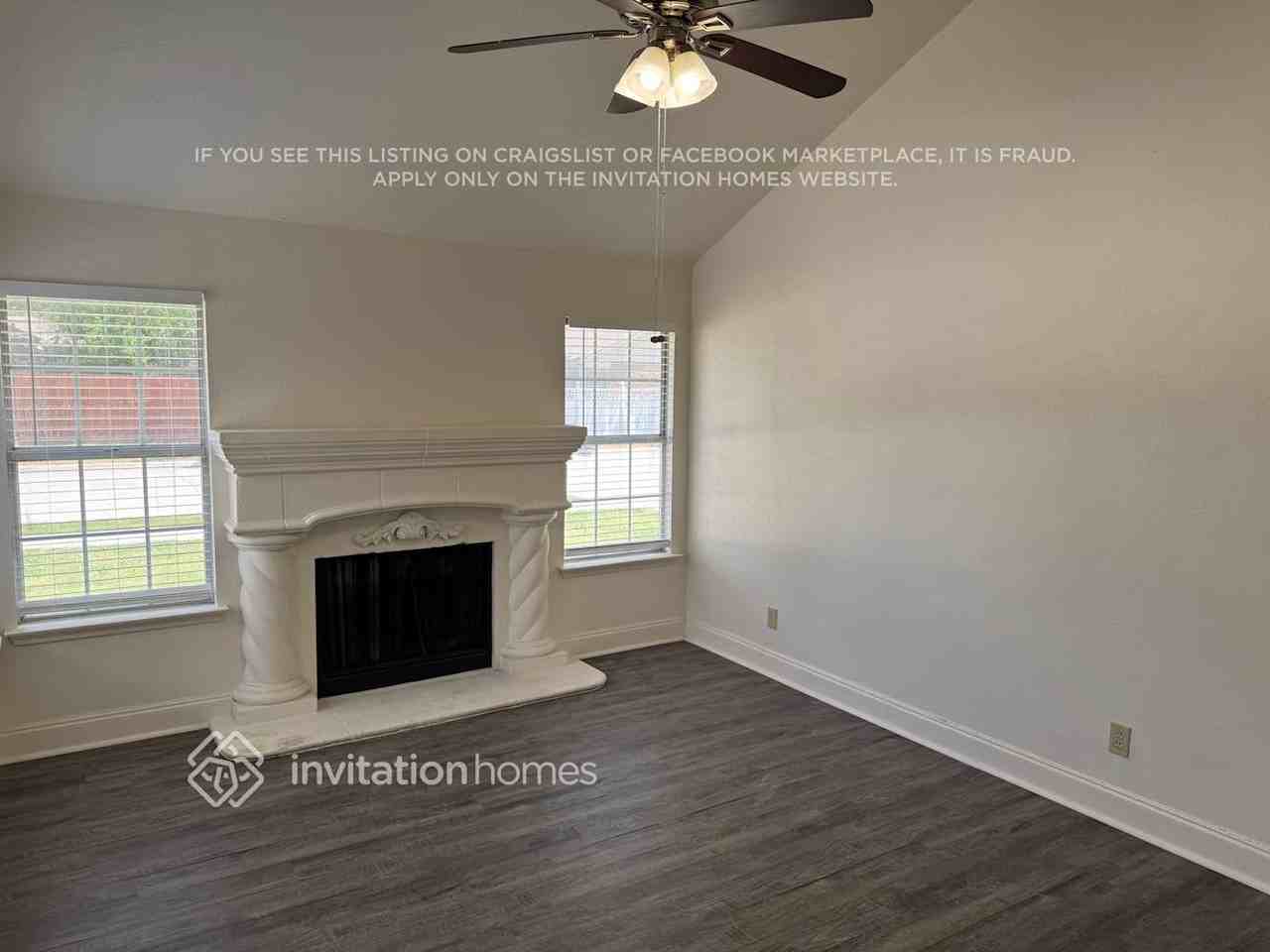 7509 Creekfall Dr - Photo 3 of 12