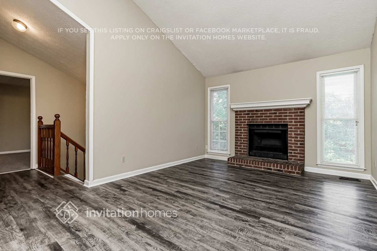 2653 Laurel View Dr - Photo 4 of 18