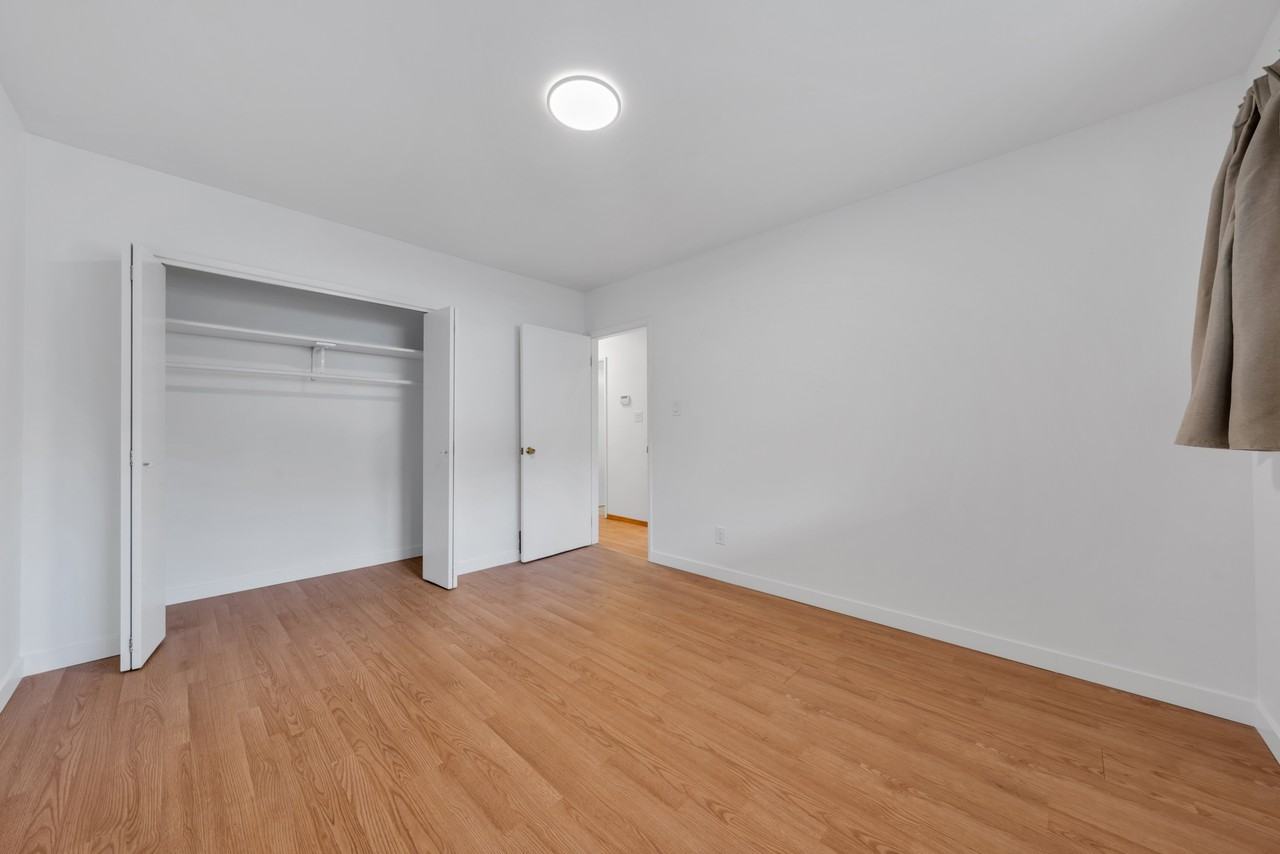 228 27th Street West - Photo 21