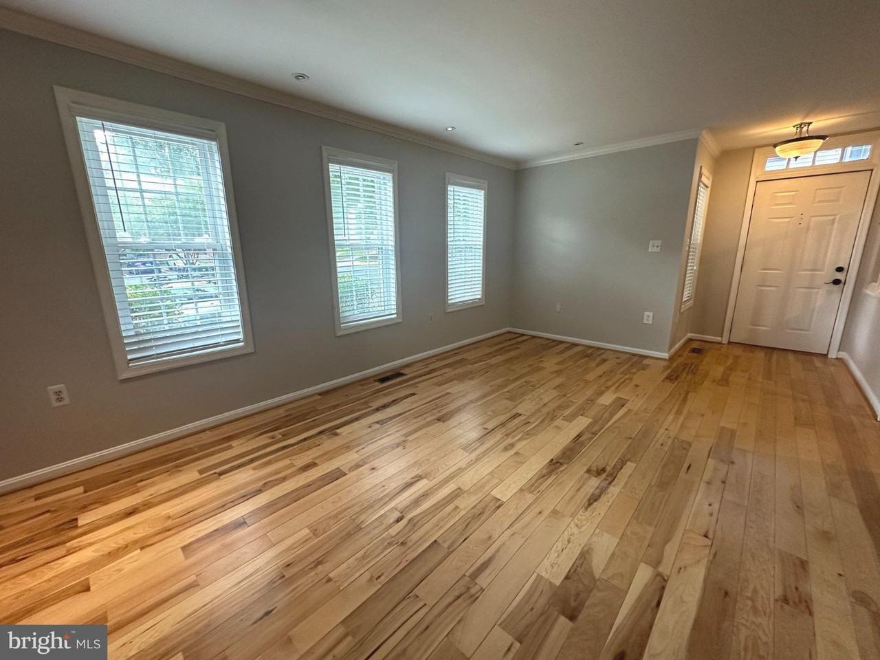 11928 Sentinel Point Ct #1 - Photo 3 of 23