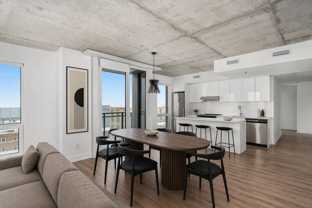 Zenith - Condos for rent - Photo 1 of 1