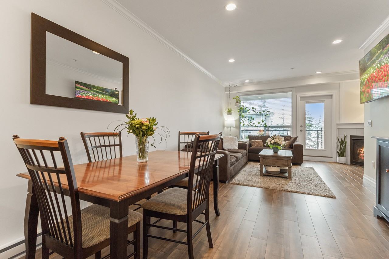 6026 Lindeman St - Photo 3 of 50