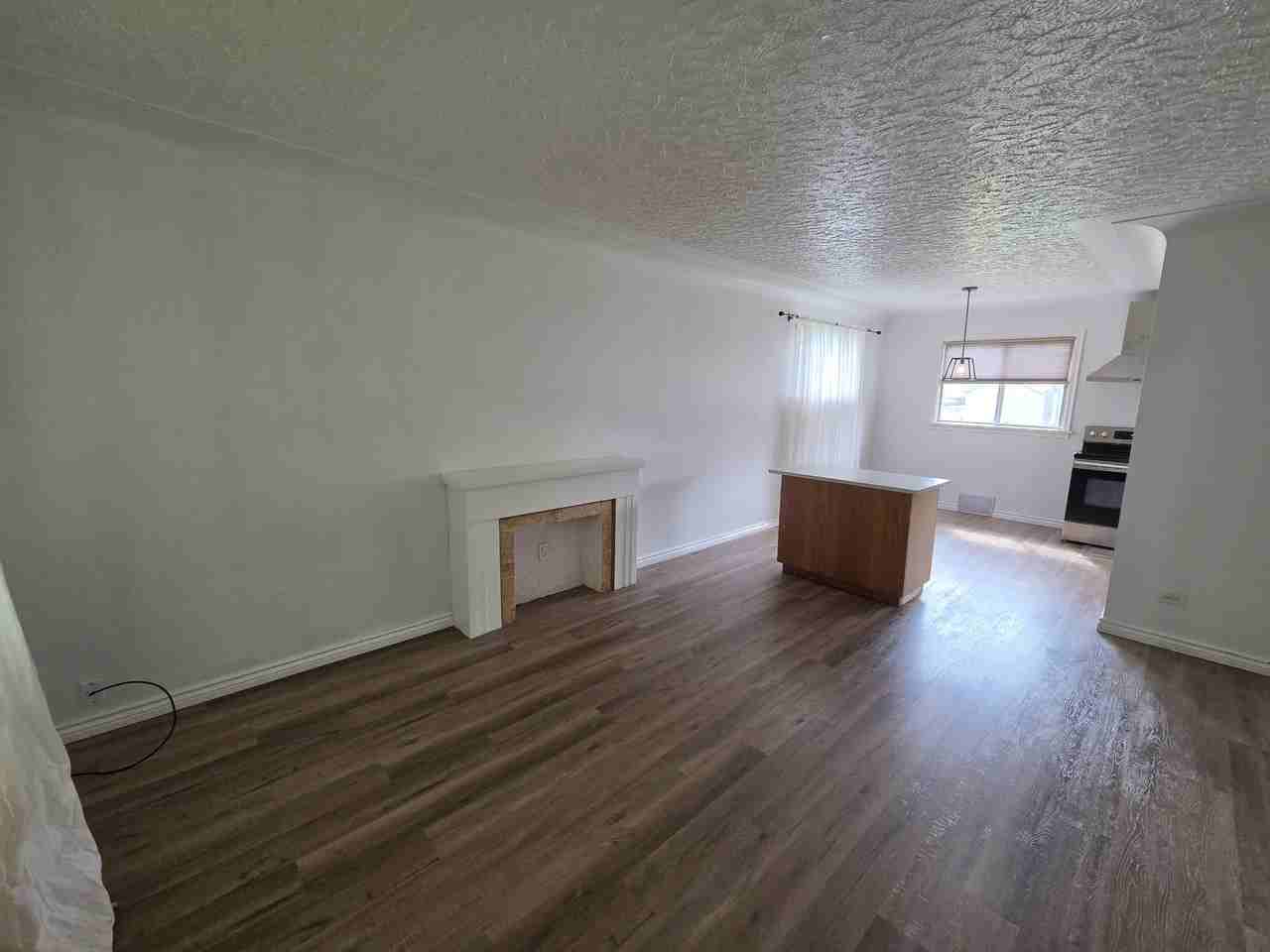 10972 131 St Nw - Photo 3 of 16