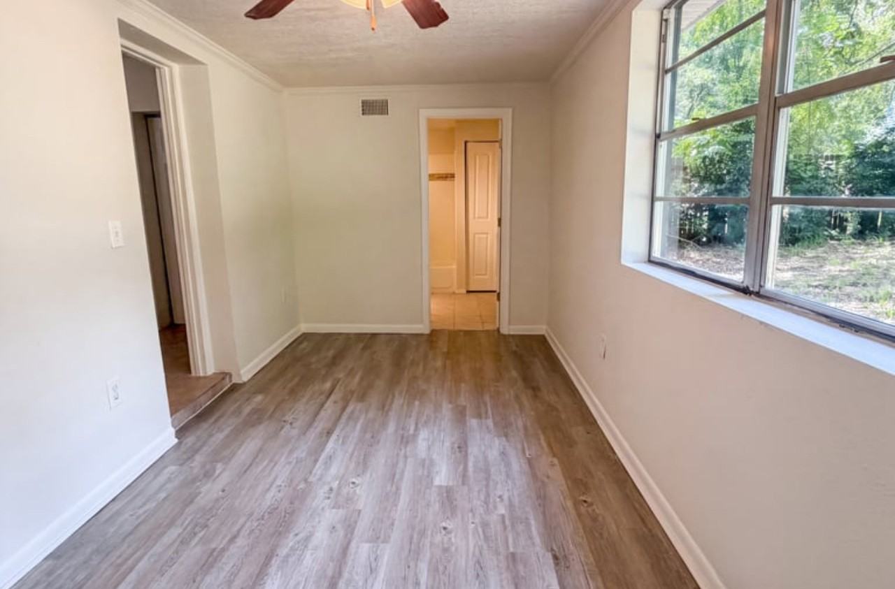 5928 Lake Ridge Avenue - Photo 6 of 8