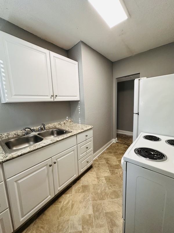 5238 San Juan Ave - Photo 6 of 11