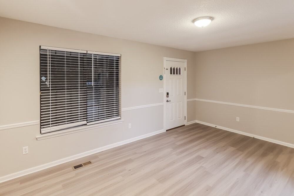 5808 Christon Cir - Photo 5 of 16