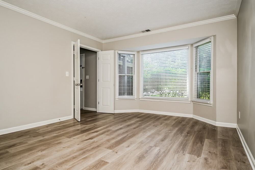 3811 Eden Glen Dr Se - Photo 5 of 17