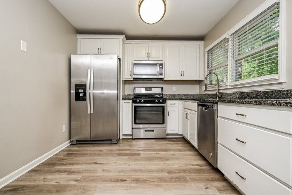 3811 Eden Glen Dr Se - Photo 6 of 17