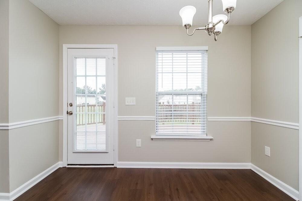 1404 Priestshore Bay - Photo 6 of 17