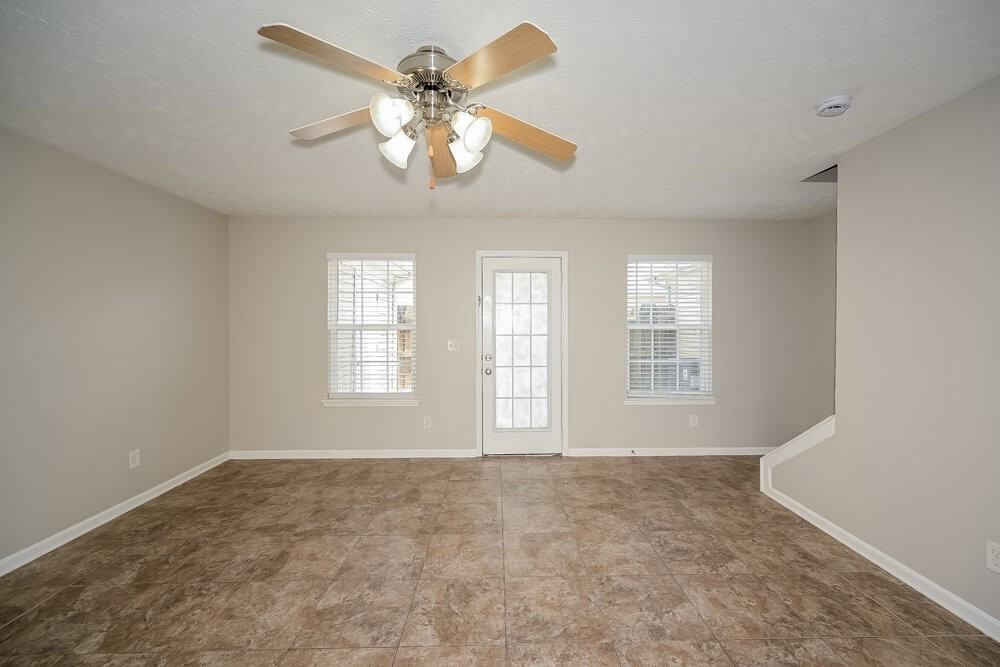 3007 Rg Buchanan Dr - Photo 4 of 17