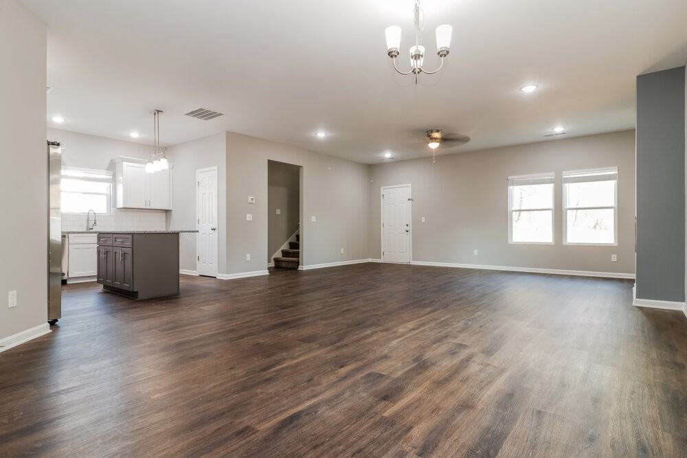 261 Addy Ln - Photo 6 of 17
