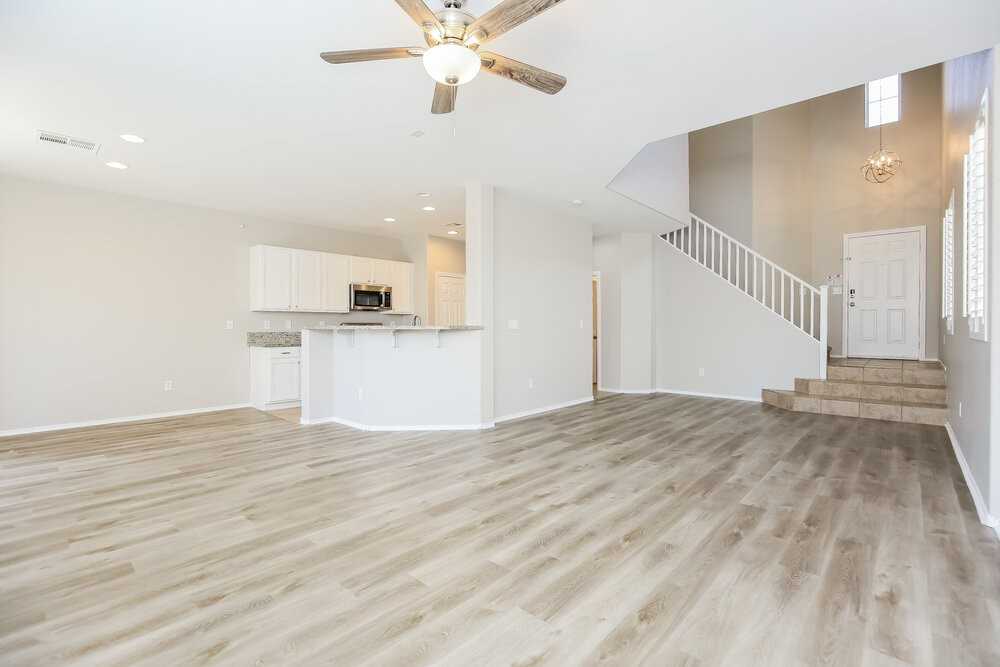 10548 Congaree St - Photo 7 of 20