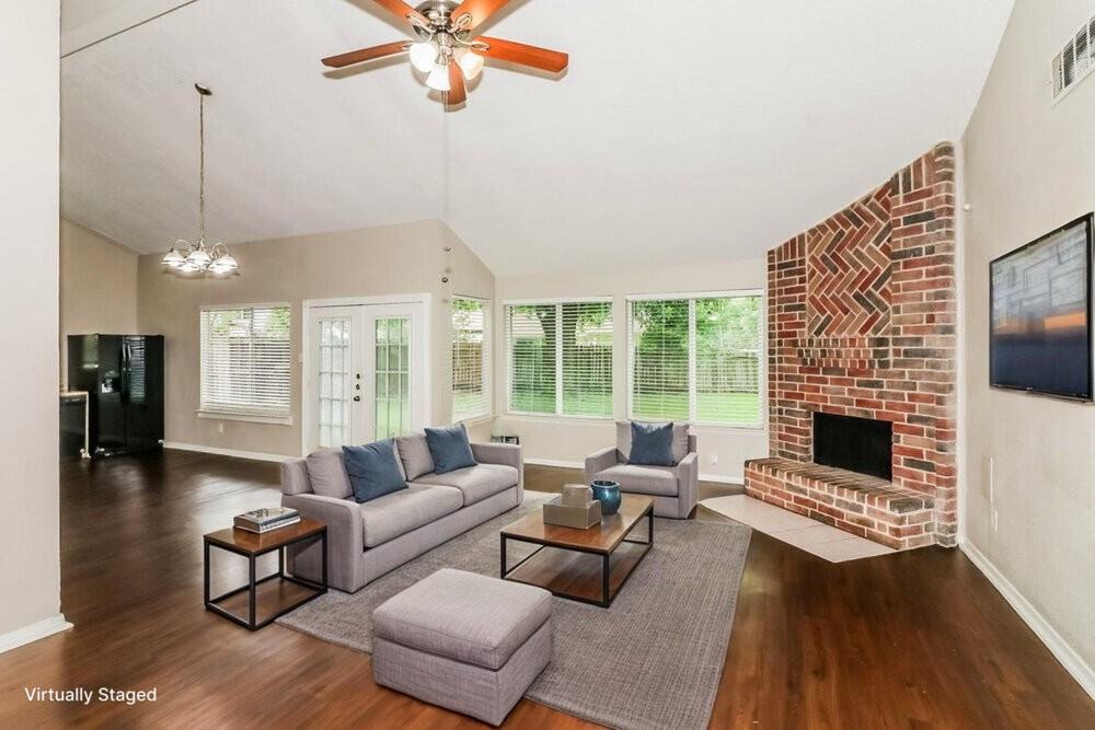 3002 Sherborne St - Photo 4 of 20