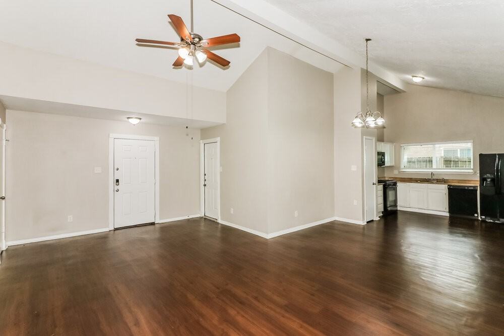 3002 Sherborne St - Photo 6 of 20