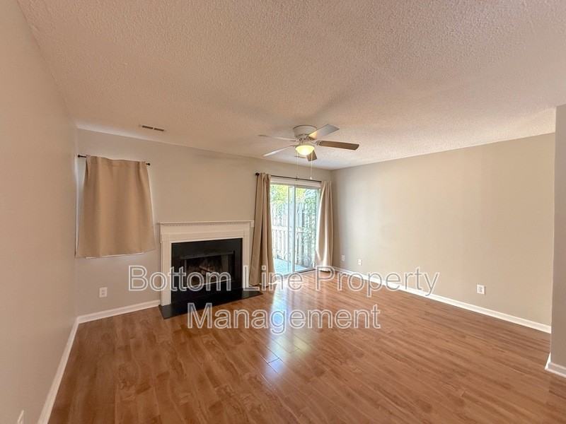 3635 Huyton Ct - Photo 7 of 16