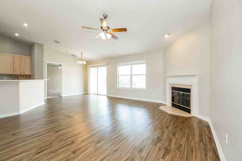 3021 Captiva Bluff Cir - Photo 5 of 16
