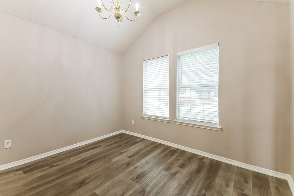 1108 Cumberland Dr - Photo 7 of 16