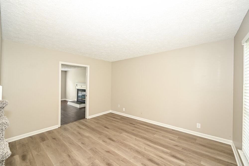 6005 Bradford Hills Dr - Photo 6 of 17