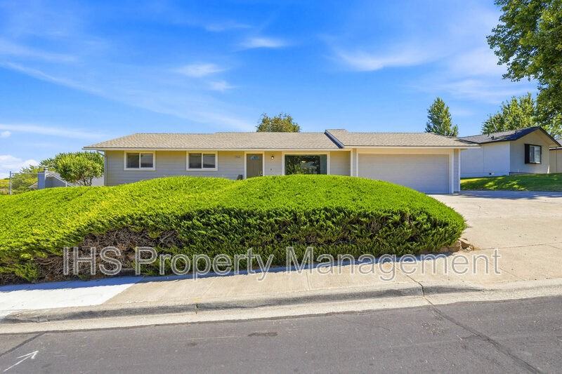 1506 Cimarron Ave - Photo 2 of 20