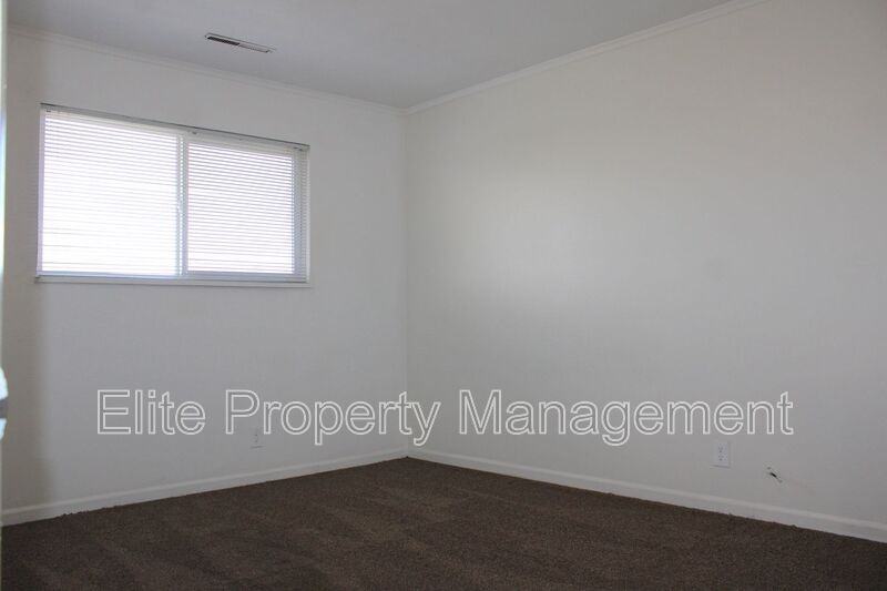 163 W Cokedale Dr #5 - Photo 7 of 12