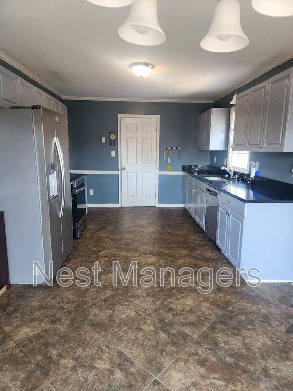 4519 Josh Ct - Photo 3 of 28