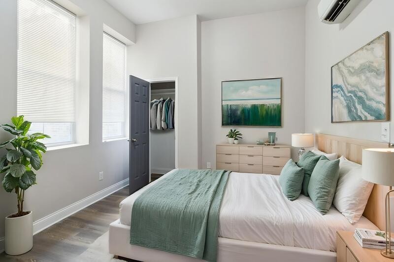 833 Hollins St #1F - Photo 3 of 29