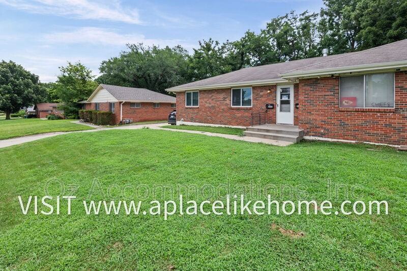 3609 W 47th St - Photo 4 of 21