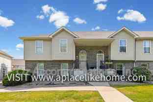 8626 N Cleveland Ln - Photo 1 of 1