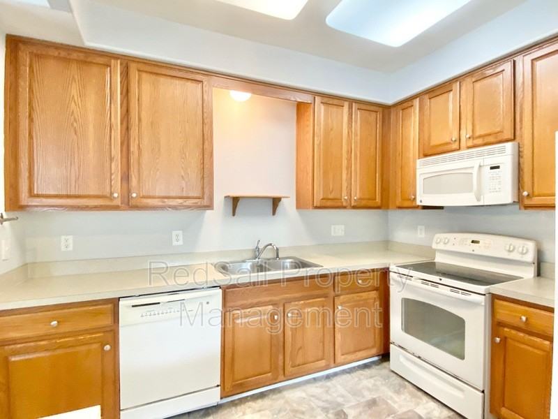 117 Grant Ct - Photo 6 of 18