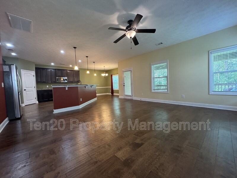 7471 Coppice Dr - Photo 4 of 26