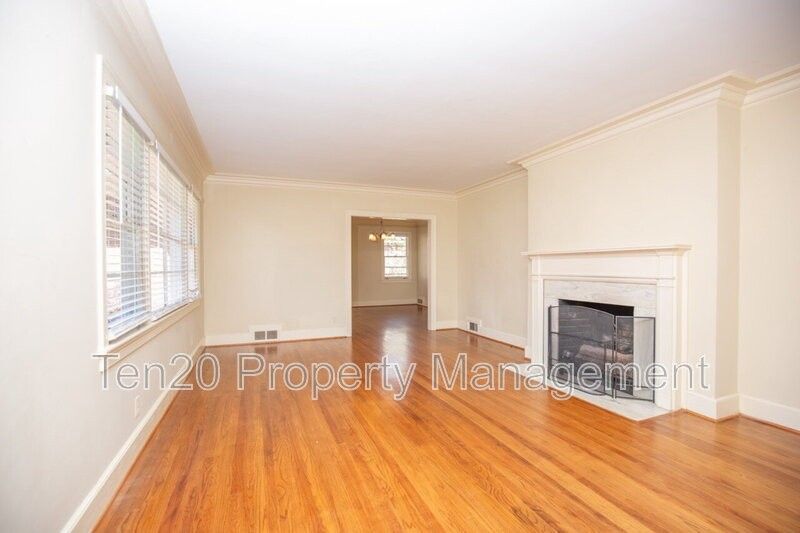 1514 Hilton Ave - Photo 7 of 27