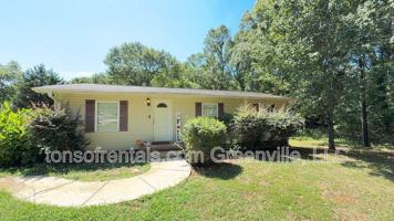 featured image of 1501 Howard Dr