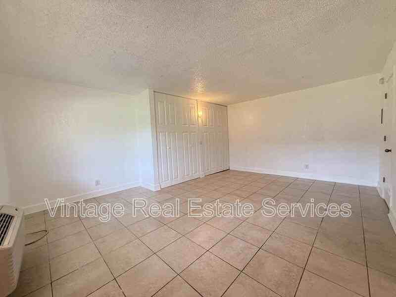 3301 58th Ave S #114 - Photo 2 of 7