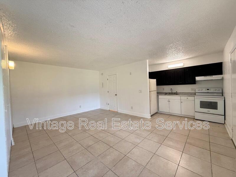 3301 58th Ave S #114 - Photo 3 of 7