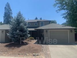 featured image of 210 3rd St #A