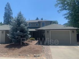 210 3rd St #A - Photo 1 of 1